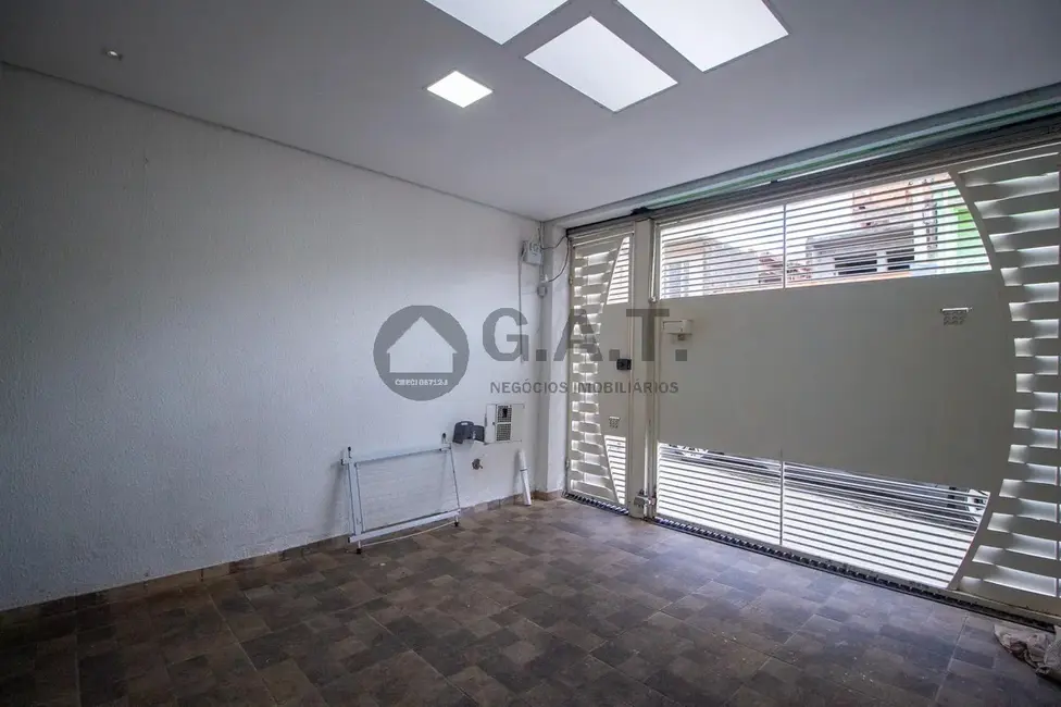 Foto 2 de Casa com 2 quartos para alugar, 150m2 em Jardim São Guilherme, Sorocaba - SP