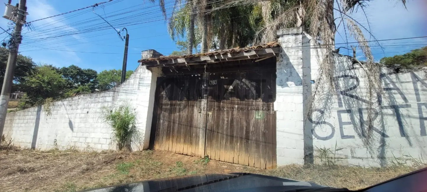 Foto 2 de Chácara com 2 quartos para alugar, 250m2 em Salto De Pirapora - SP
