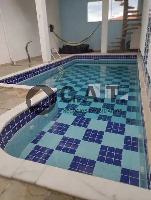 Casa com 4 quartos para alugar, 150m2 em Jardim Prestes de Barros, Sorocaba - SP - imagem 2 Foto 2 de Casa com 4 quartos para alugar, 150m2 em Jardim Prestes de Barros, Sorocaba - SP