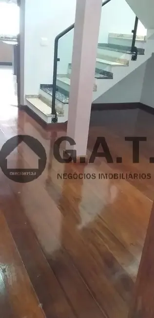 Casa com 4 quartos para alugar, 150m2 em Jardim Prestes de Barros, Sorocaba - SP - imagem 5 Foto 5 de Casa com 4 quartos para alugar, 150m2 em Jardim Prestes de Barros, Sorocaba - SP