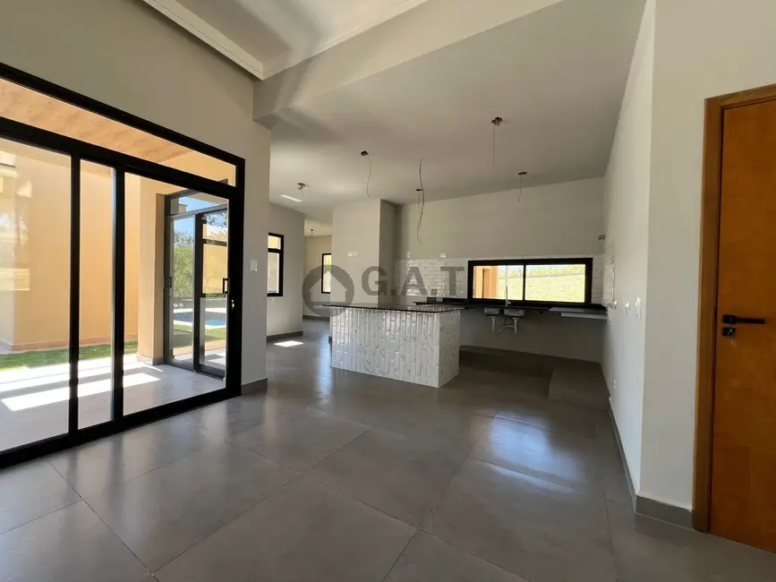 Foto 5 de Casa de Condomínio com 3 quartos para alugar, 250m2 em Sorocaba - SP