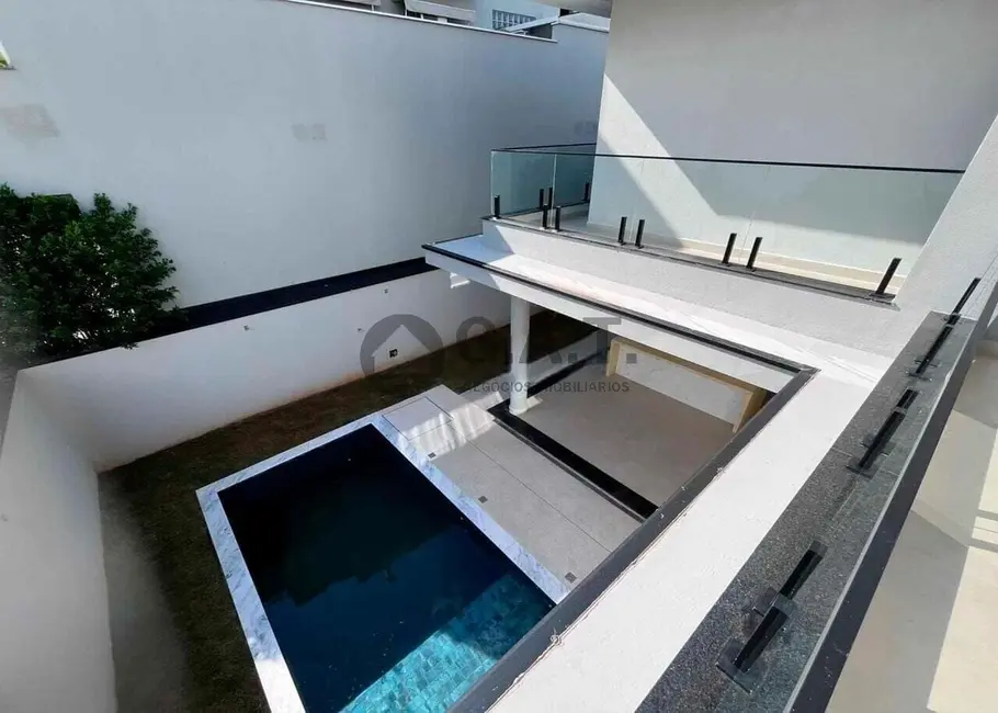 Casa de Condomínio com 3 quartos à venda, 324m2 em Loteamento Aldeia da Mata, Votorantim - SP - imagem 1 Foto 1 de Casa de Condomínio com 3 quartos à venda, 324m2 em Loteamento Aldeia da Mata, Votorantim - SP