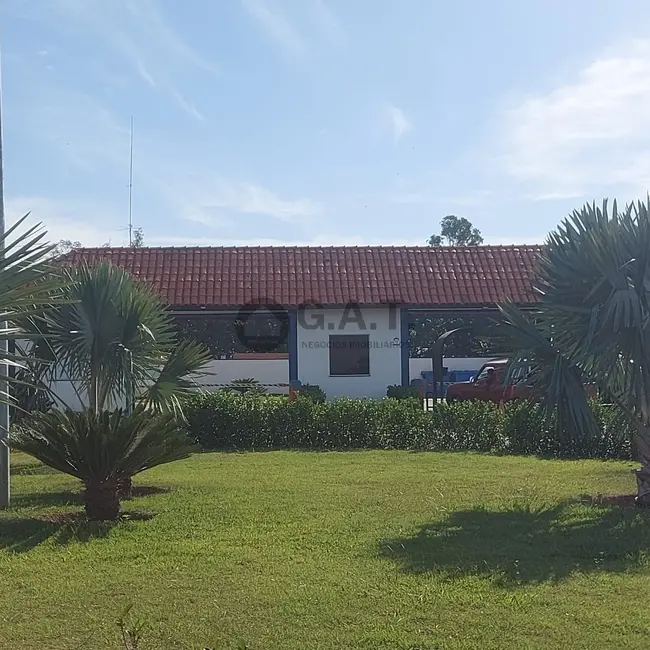 Foto 3 de Casa de Condomínio com 4 quartos à venda, 435m2 em Aracoiaba Da Serra - SP