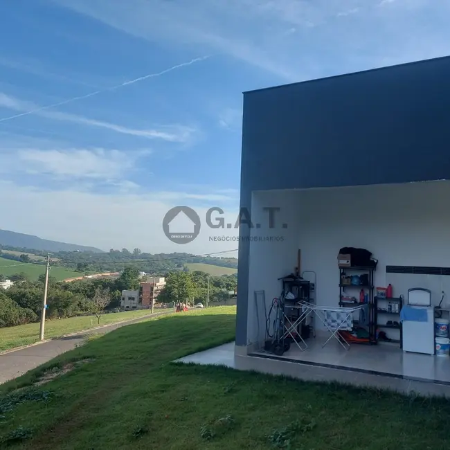 Foto 2 de Casa de Condomínio com 4 quartos à venda, 435m2 em Aracoiaba Da Serra - SP