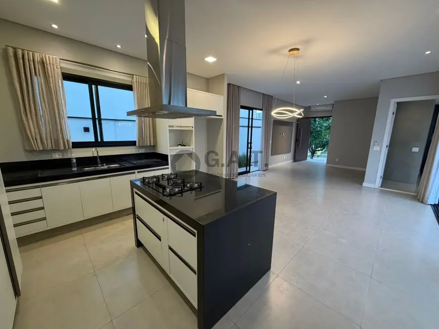 Foto 6 de Casa de Condomínio com 3 quartos à venda, 180m2 em Jardim Residencial Chácara Ondina, Sorocaba - SP