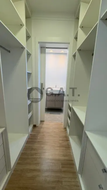 Apartamento com 3 quartos para alugar, 104m2 em Parque Campolim, Sorocaba - SP - imagem 5 Foto 5 de Apartamento com 3 quartos para alugar, 104m2 em Parque Campolim, Sorocaba - SP