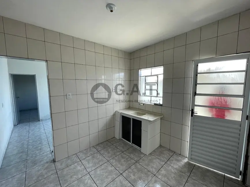 Casa com 2 quartos para alugar, 70m2 em Jardim Sorocabano, Sorocaba - SP - imagem 6 Foto 6 de Casa com 2 quartos para alugar, 70m2 em Jardim Sorocabano, Sorocaba - SP