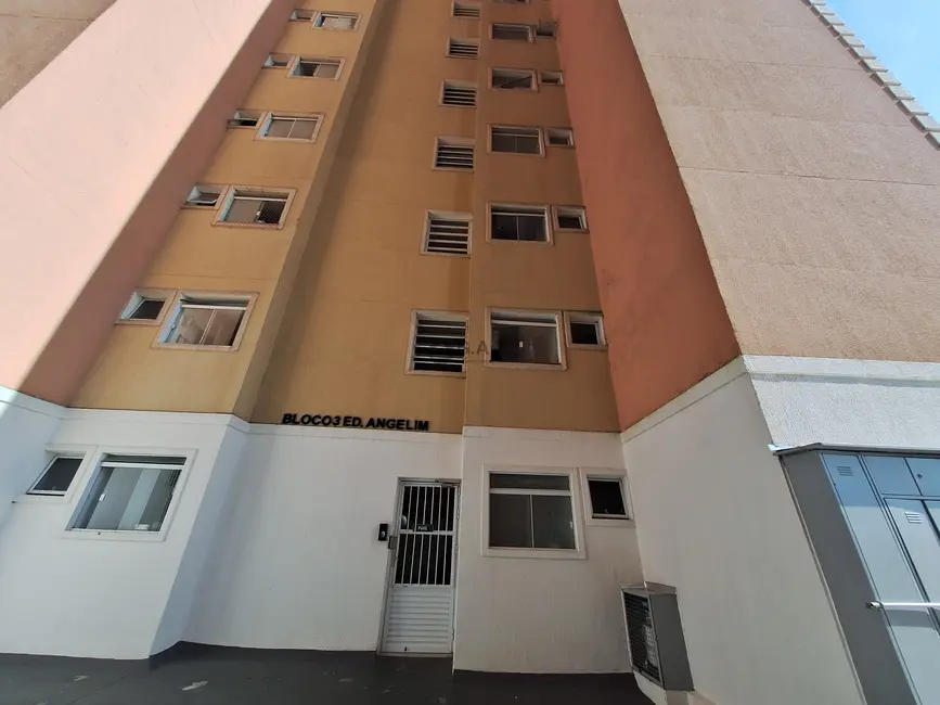 Foto 2 de Apartamento com 2 quartos para alugar, 51m2 em Jardim São Carlos, Sorocaba - SP