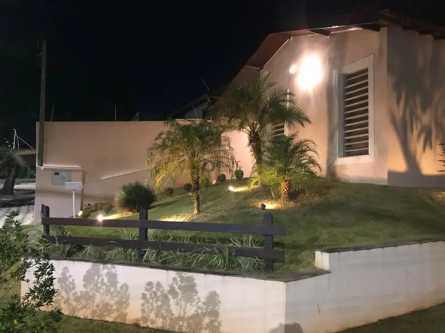 Foto 3 de Casa com 3 quartos para alugar, 130m2 em Jardim Saira, Sorocaba - SP