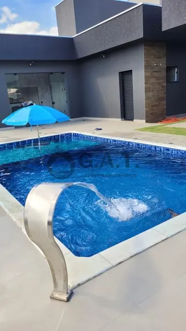 Casa de Condomínio com 3 quartos à venda, 275m2 em Aracoiaba Da Serra - SP - imagem 6 Foto 6 de Casa de Condomínio com 3 quartos à venda, 275m2 em Aracoiaba Da Serra - SP