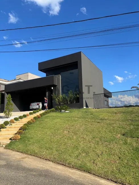 Casa de Condomínio com 3 quartos à venda, 275m2 em Aracoiaba Da Serra - SP - imagem 8 Foto 8 de Casa de Condomínio com 3 quartos à venda, 275m2 em Aracoiaba Da Serra - SP