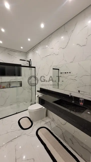 Casa de Condomínio com 3 quartos à venda, 275m2 em Aracoiaba Da Serra - SP - imagem 9 Foto 9 de Casa de Condomínio com 3 quartos à venda, 275m2 em Aracoiaba Da Serra - SP