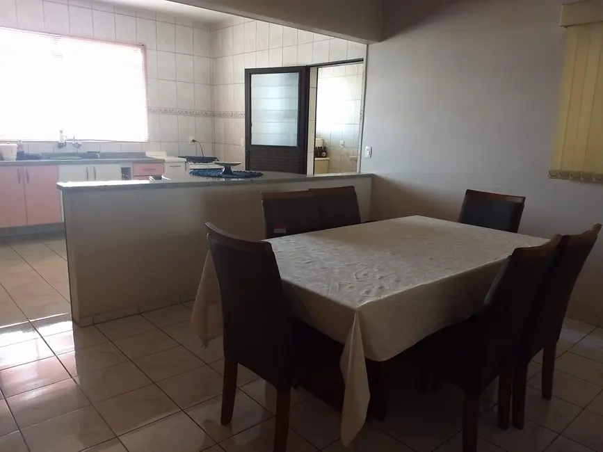 Foto 9 de Casa com 3 quartos à venda, 350m2 em Jardim São Guilherme, Sorocaba - SP