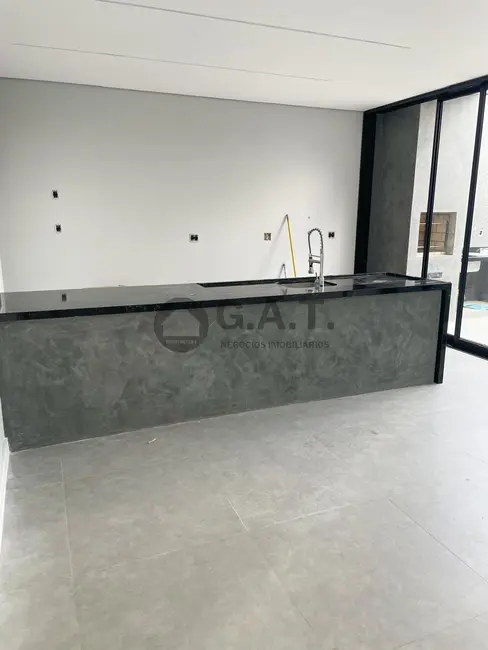 Casa de Condomínio com 3 quartos à venda, 177m2 em Sorocaba - SP - imagem 5 Foto 5 de Casa de Condomínio com 3 quartos à venda, 177m2 em Sorocaba - SP