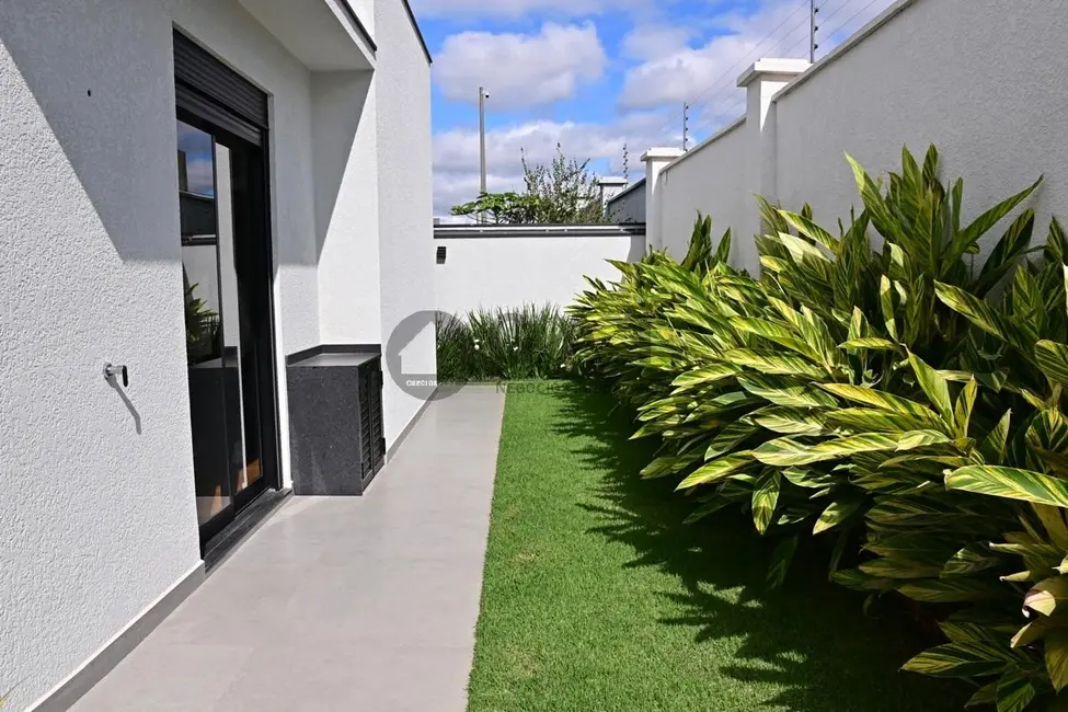 Casa de Condomínio com 3 quartos à venda, 228m2 em Votorantim - SP - imagem 8 Foto 8 de Casa de Condomínio com 3 quartos à venda, 228m2 em Votorantim - SP