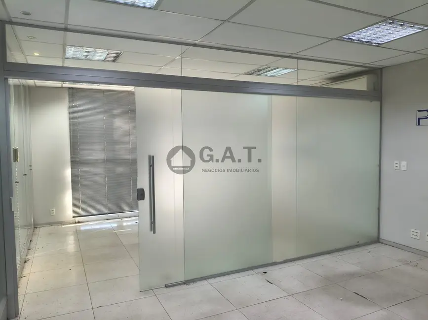Sala Comercial para alugar, 170m2 em Boa Vista, Sorocaba - SP - imagem 7 Foto 7 de Sala Comercial para alugar, 170m2 em Boa Vista, Sorocaba - SP