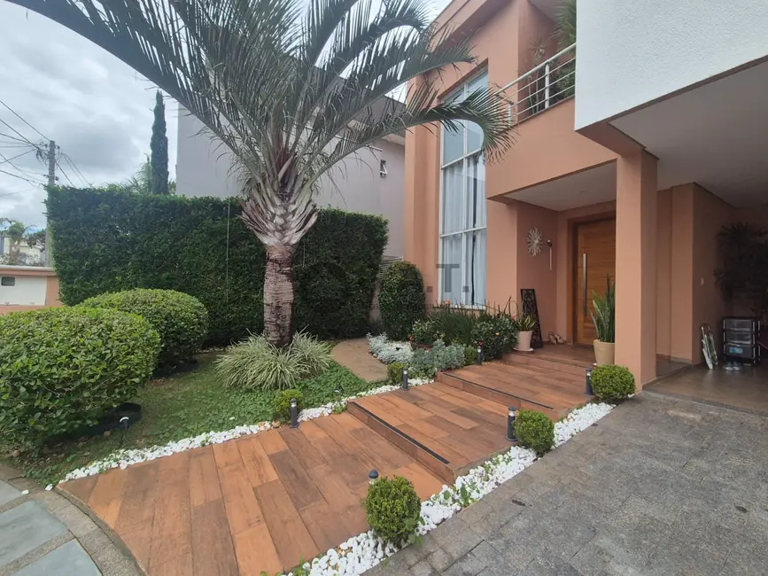 Casa de Condomínio com 3 quartos à venda, 262m2 em Sorocaba - SP - imagem 4 Foto 4 de Casa de Condomínio com 3 quartos à venda, 262m2 em Sorocaba - SP