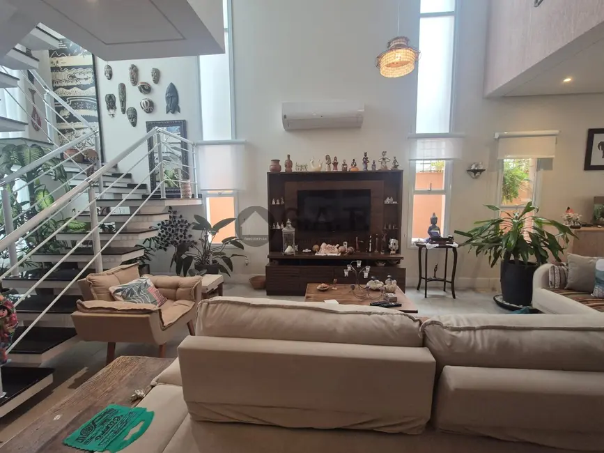 Casa de Condomínio com 3 quartos à venda, 262m2 em Sorocaba - SP - imagem 5 Foto 5 de Casa de Condomínio com 3 quartos à venda, 262m2 em Sorocaba - SP
