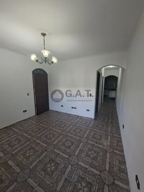 Casa com 2 quartos para alugar, 180m2 em Jardim Boa Esperança, Sorocaba - SP - imagem 6 Foto 6 de Casa com 2 quartos para alugar, 180m2 em Jardim Boa Esperança, Sorocaba - SP