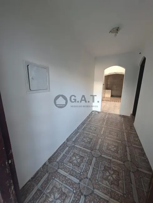 Casa com 2 quartos para alugar, 180m2 em Jardim Boa Esperança, Sorocaba - SP - imagem 8 Foto 8 de Casa com 2 quartos para alugar, 180m2 em Jardim Boa Esperança, Sorocaba - SP