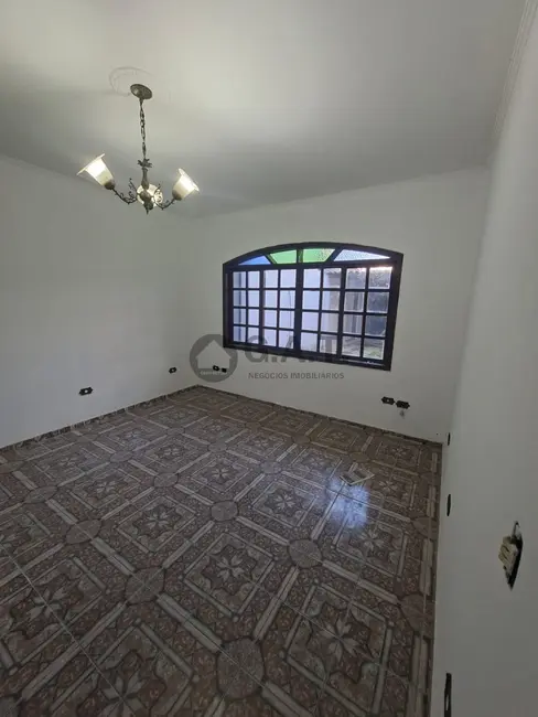 Casa com 2 quartos para alugar, 180m2 em Jardim Boa Esperança, Sorocaba - SP - imagem 5 Foto 5 de Casa com 2 quartos para alugar, 180m2 em Jardim Boa Esperança, Sorocaba - SP