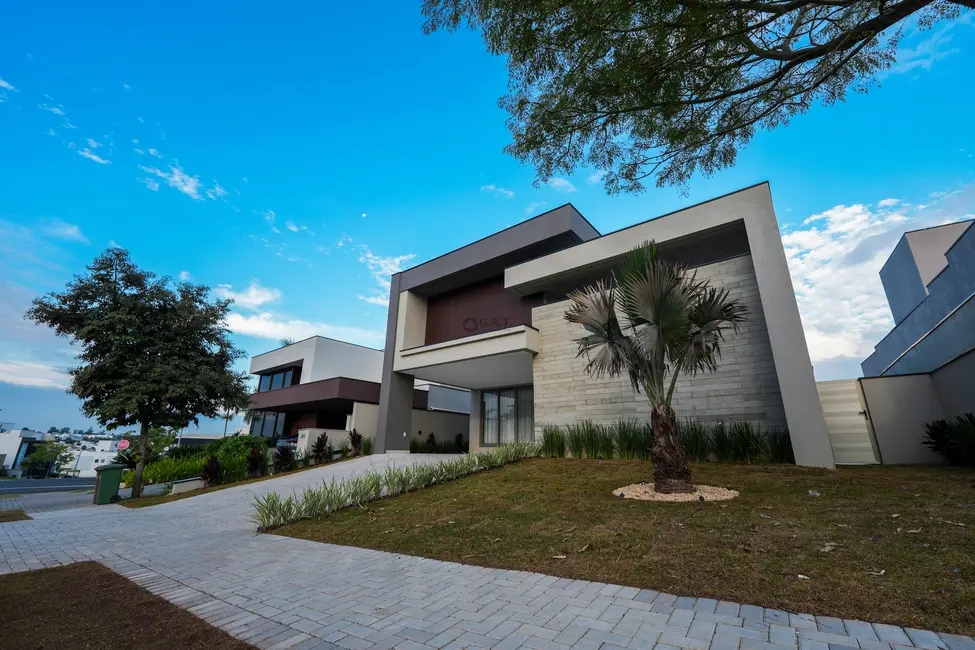 Foto 1 de Casa de Condomínio com 4 quartos à venda, 258m2 em Votorantim - SP
