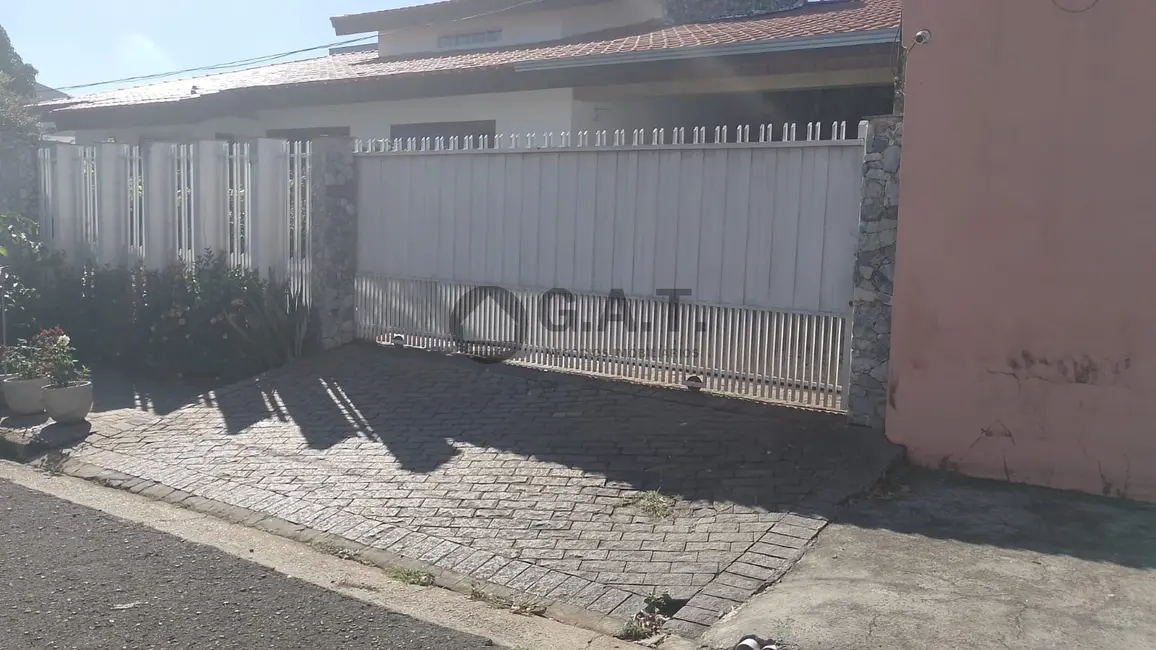 Foto 1 de Casa com 4 quartos à venda, 350m2 em Jardim Astro, Sorocaba - SP