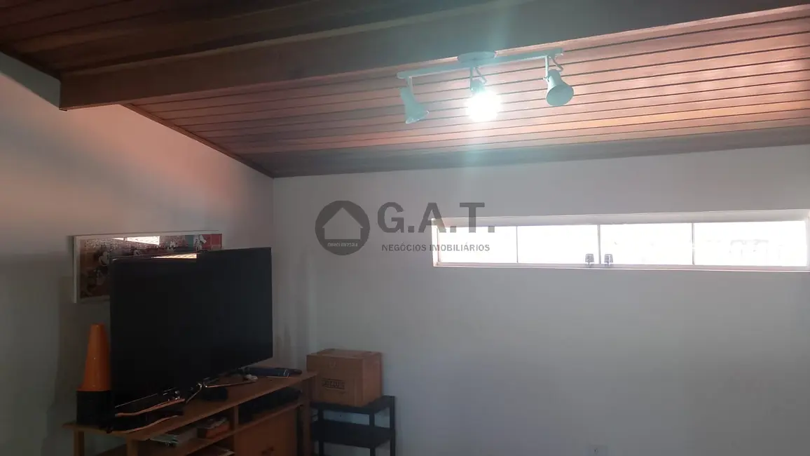 Foto 5 de Casa com 4 quartos à venda, 350m2 em Jardim Astro, Sorocaba - SP