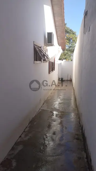 Foto 9 de Casa com 4 quartos à venda, 350m2 em Jardim Astro, Sorocaba - SP