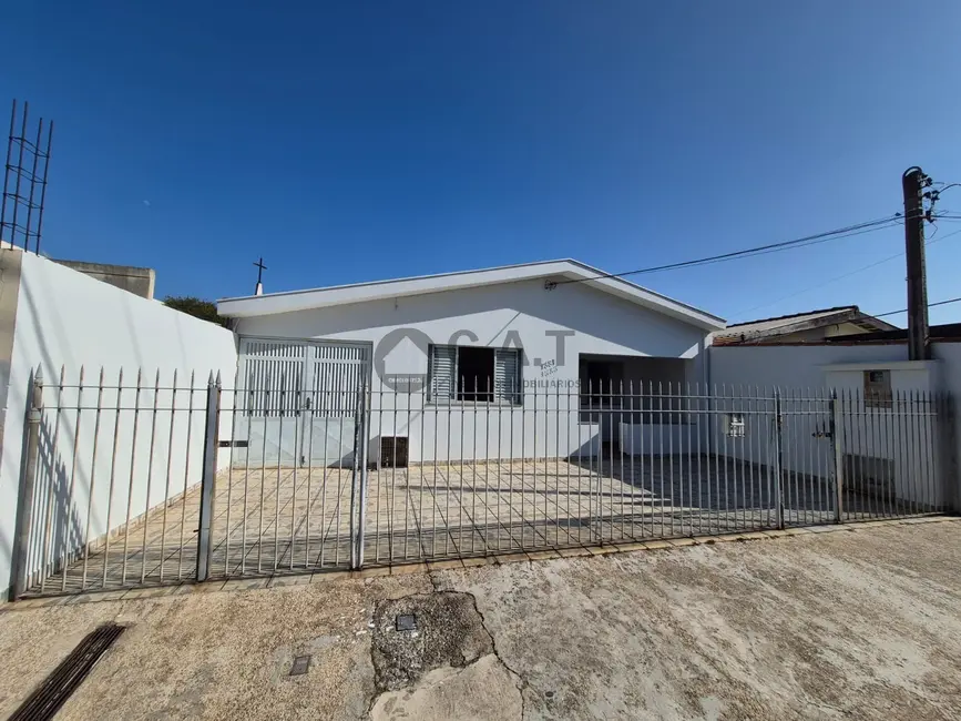 Casa com 2 quartos para alugar, 126m2 em Sorocaba - SP - imagem 2 Foto 2 de Casa com 2 quartos para alugar, 126m2 em Sorocaba - SP