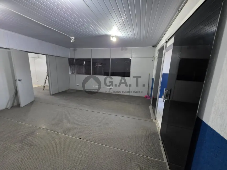 Foto 3 de Armazém / Galpão para alugar, 700m2 em Éden, Sorocaba - SP