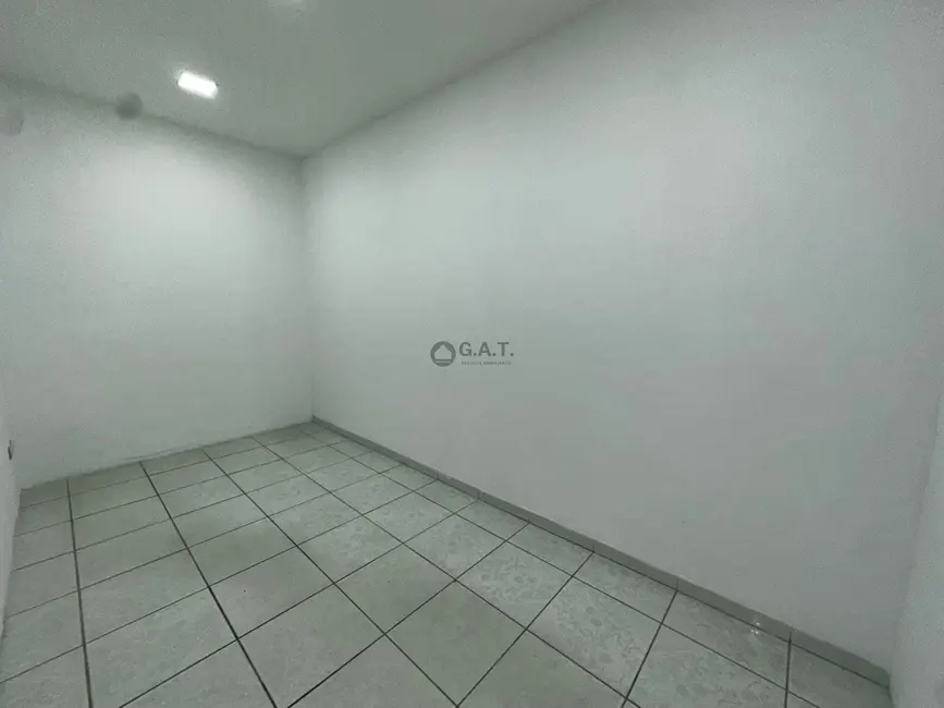 Foto 4 de Sala Comercial para alugar, 32m2 em Éden, Sorocaba - SP