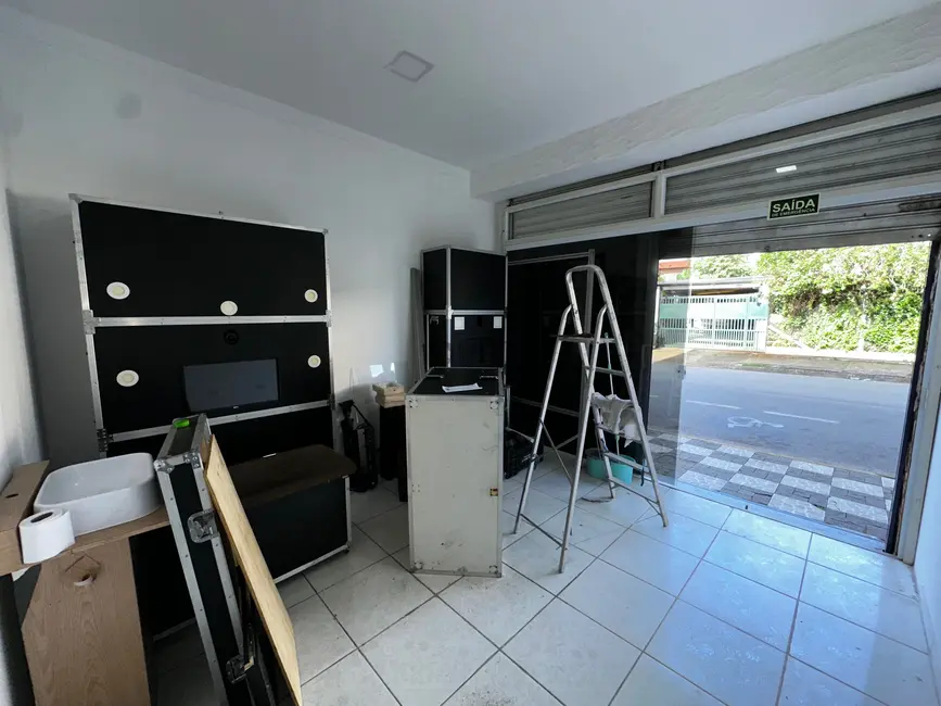 Foto 3 de Sala Comercial para alugar, 32m2 em Éden, Sorocaba - SP