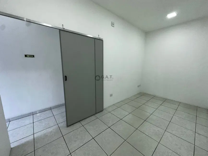 Foto 6 de Sala Comercial para alugar, 32m2 em Éden, Sorocaba - SP