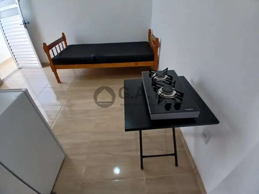 Foto 2 de Kitnet com 1 quarto para alugar, 15m2 em Centro, Sorocaba - SP