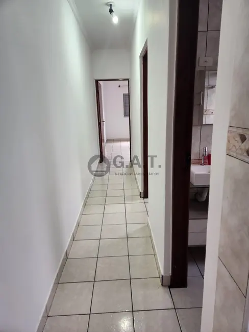 Casa com 2 quartos à venda, 90m2 em Jardim Tatiana, Sorocaba - SP - imagem 7 Foto 7 de Casa com 2 quartos à venda, 90m2 em Jardim Tatiana, Sorocaba - SP