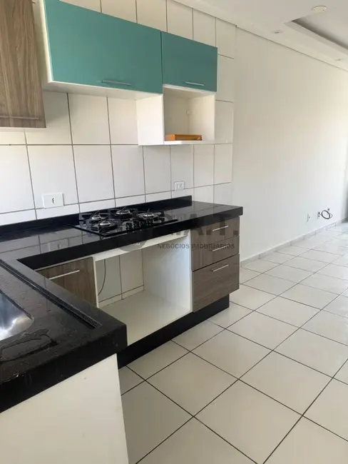 Foto 3 de Casa de Condomínio com 2 quartos para alugar, 51m2 em Parque Vitória Régia, Sorocaba - SP
