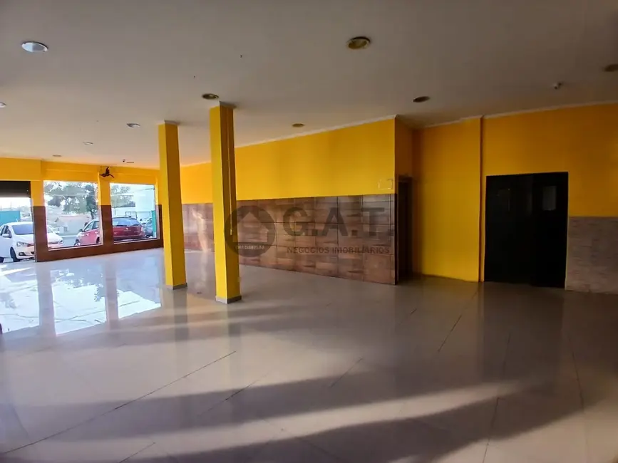 Foto 4 de Sala Comercial para alugar, 250m2 em Jardim Maria Antônia Prado, Sorocaba - SP
