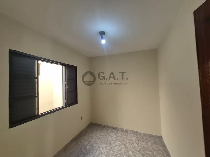 Casa com 3 quartos para alugar, 140m2 em Wanel Ville, Sorocaba - SP - imagem 2 Foto 2 de Casa com 3 quartos para alugar, 140m2 em Wanel Ville, Sorocaba - SP