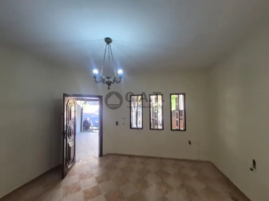Casa com 3 quartos para alugar, 140m2 em Wanel Ville, Sorocaba - SP - imagem 8 Foto 8 de Casa com 3 quartos para alugar, 140m2 em Wanel Ville, Sorocaba - SP