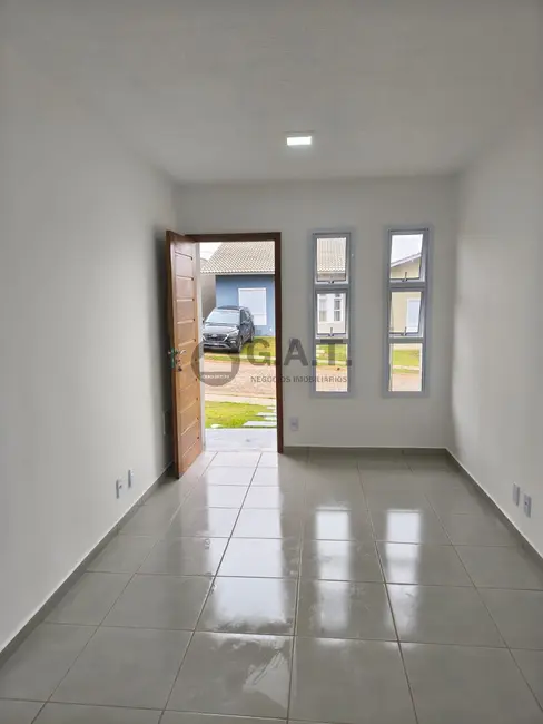 Foto 7 de Casa de Condomínio com 3 quartos para alugar, 76m2 em Sorocaba - SP