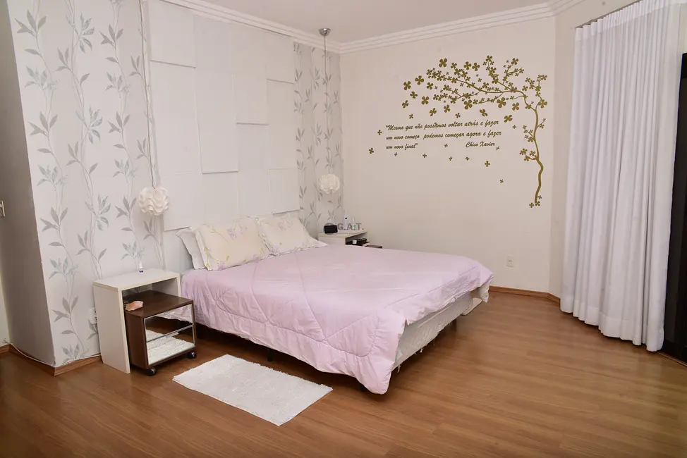 Casa de Condomínio com 4 quartos à venda, 448m2 em Jardim Residencial Tivoli Park, Sorocaba - SP - imagem 8 Foto 8 de Casa de Condomínio com 4 quartos à venda, 448m2 em Jardim Residencial Tivoli Park, Sorocaba - SP