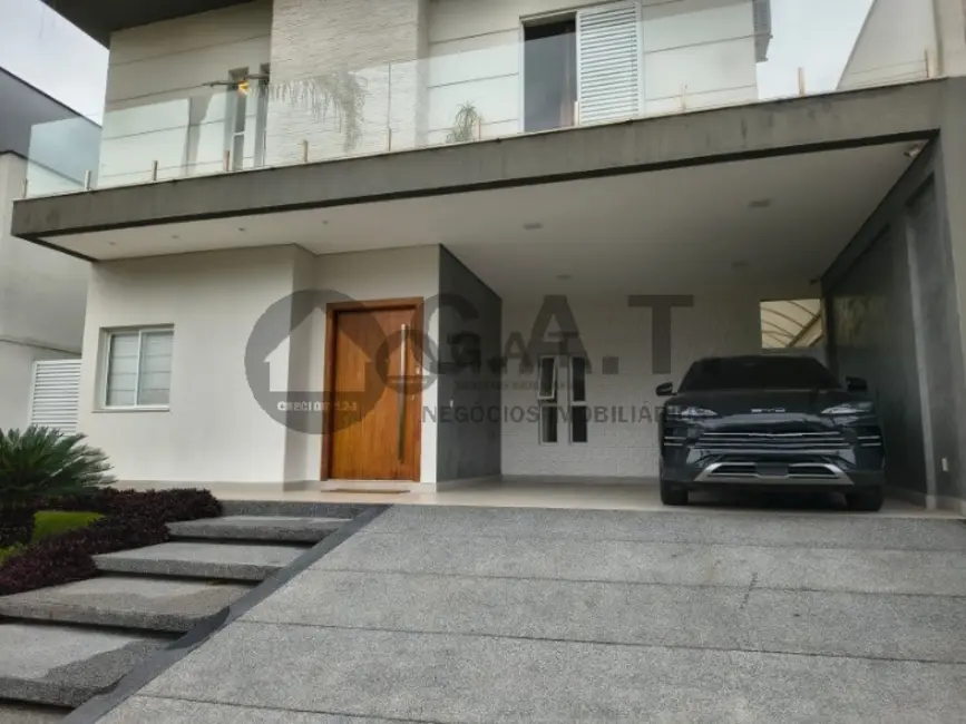 Casa de Condomínio com 3 quartos à venda, 246m2 em Jardim Residencial Chácara Ondina, Sorocaba - SP - imagem 8 Foto 8 de Casa de Condomínio com 3 quartos à venda, 246m2 em Jardim Residencial Chácara Ondina, Sorocaba - SP