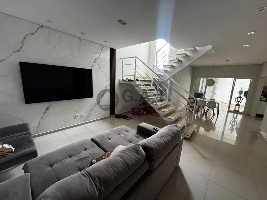 Foto 2 de Casa de Condomínio com 3 quartos para alugar, 240m2 em Ibiti Royal Park, Sorocaba - SP