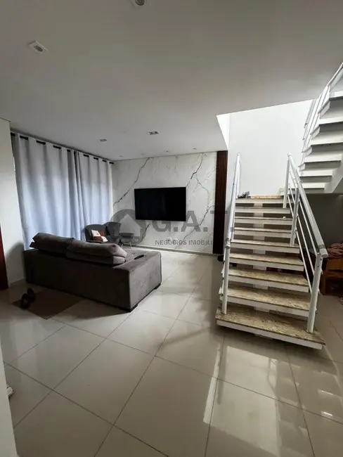 Foto 3 de Casa de Condomínio com 3 quartos para alugar, 240m2 em Ibiti Royal Park, Sorocaba - SP