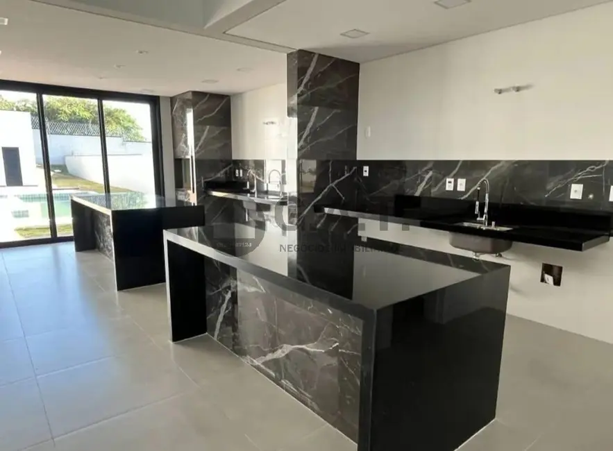 Casa de Condomínio com 4 quartos à venda, 400m2 em Sorocaba - SP - imagem 5 Foto 5 de Casa de Condomínio com 4 quartos à venda, 400m2 em Sorocaba - SP