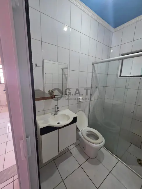 Foto 5 de Casa com 2 quartos para alugar, 180m2 em Jardim Saira, Sorocaba - SP