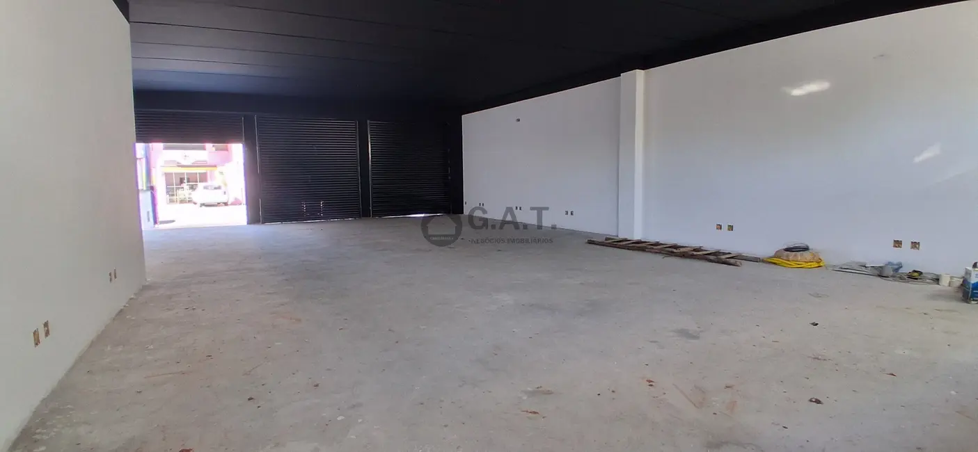 Foto 5 de Sala Comercial para alugar, 368m2 em Wanel Ville, Sorocaba - SP