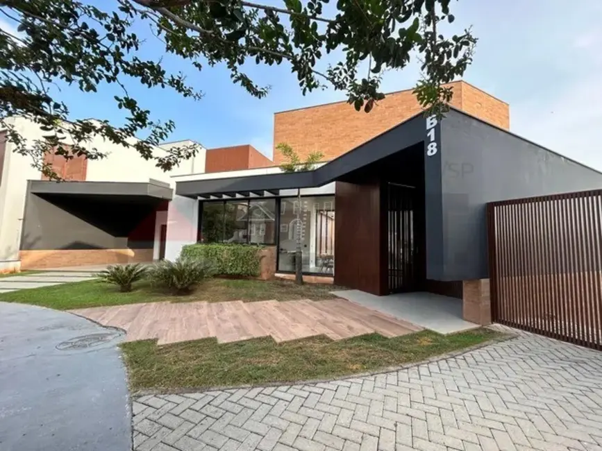 Foto 2 de Casa de Condomínio com 3 quartos para alugar, 395m2 em Sorocaba - SP