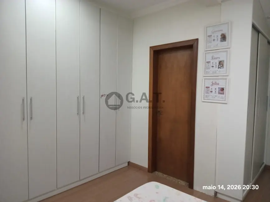 Foto 5 de Casa com 2 quartos para alugar, 144m2 em Jardim São Carlos, Sorocaba - SP
